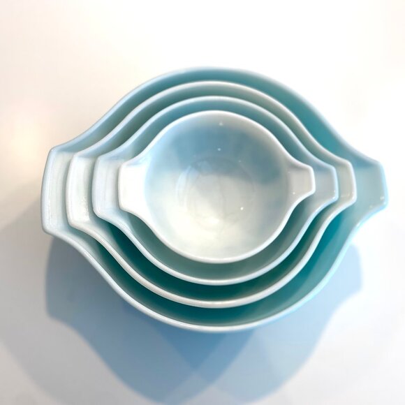 Pyrex Butterprint Amish Cinderlla Nesting Mixing Bowl Set of 4 - Picture 5 of 16